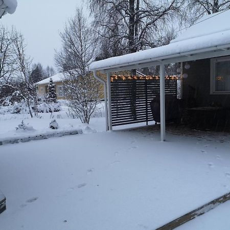 Cosy, Homely House With A Large Courtyard Saarenkylä Exteriör bild