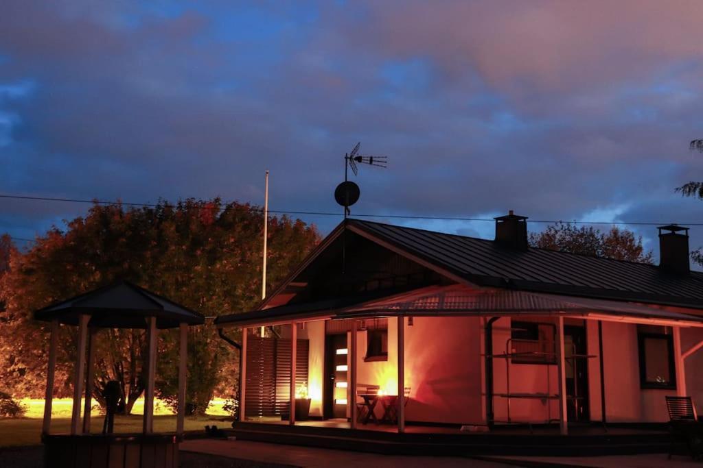Cosy, Homely House With A Large Courtyard Saarenkylä Exteriör bild