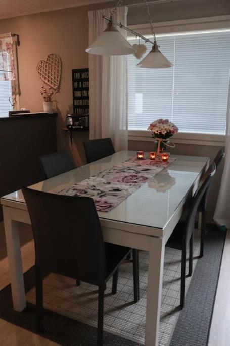 Cosy, Homely House With A Large Courtyard Saarenkylä Exteriör bild
